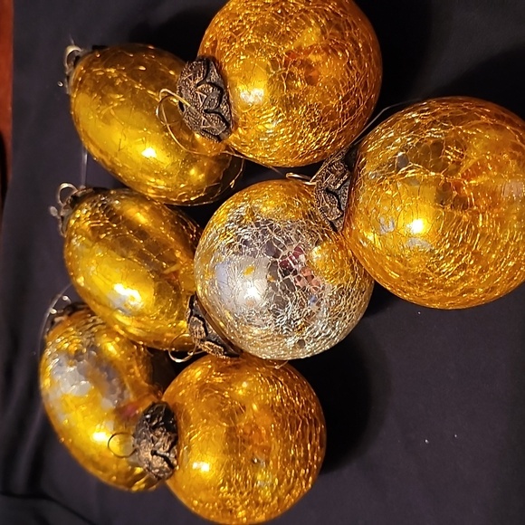 Vintage Gold and Silver Fancy Christmas Ornaments - 7 pieces - Picture 1 of 4
